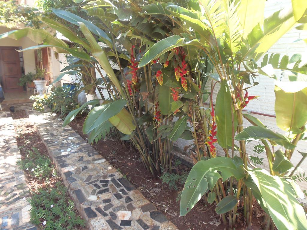 Meliza'S Garden Hotel Foz do Iguacu Exterior photo