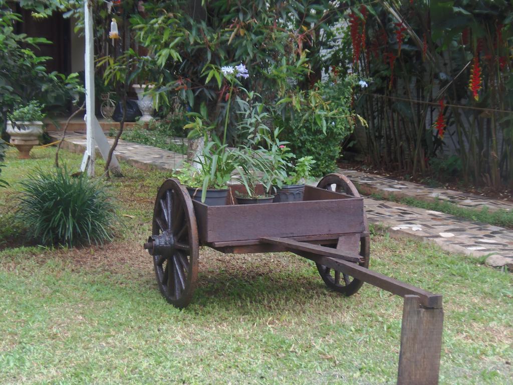 Meliza'S Garden Hotel Foz do Iguacu Exterior photo